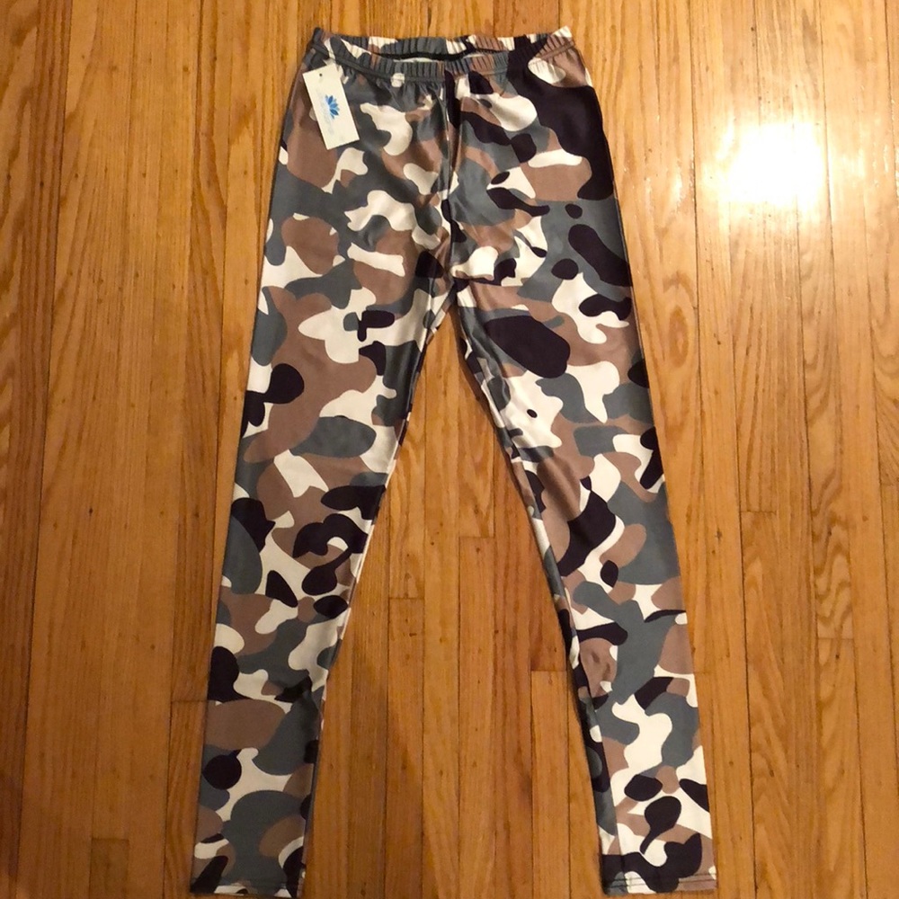 Lotus Leggings Camo Leggings
